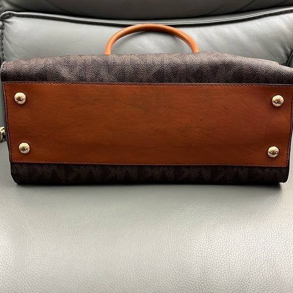 MK Hamilton Logo Tote/Shoulder bag - Picture 4 of 12